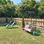 капсъзовата къща Holiday home *