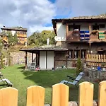 Holiday home капсъзовата къща Leshten