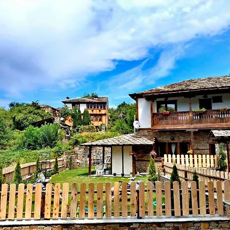 капсъзовата къща *