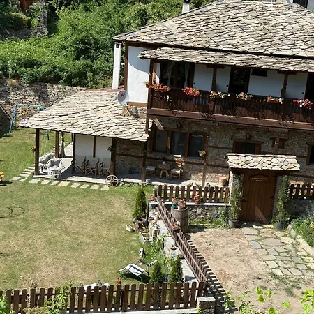 капсъзовата къща Leşten