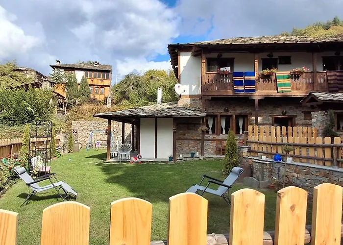 Holiday home капсъзовата къща Leshten